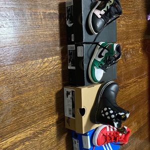 4 Pair of Toddler Shoes Worn but good condition. 4 for one 3 size 8c, 1 Sz 10c